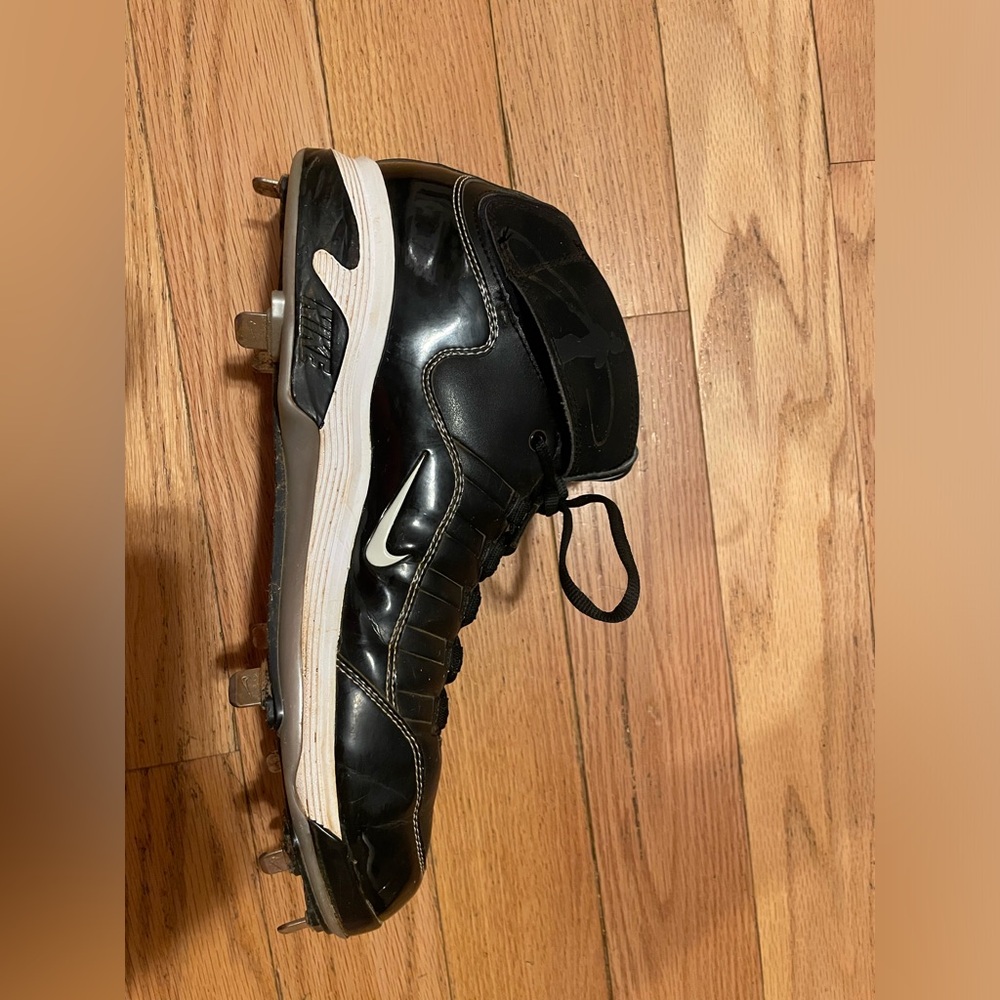 Nike men’s cleats